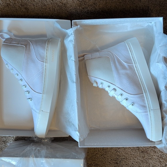 STEAL DEAL‼️Thakoon Women's Classic White Sneakers - Picture 10 of 17